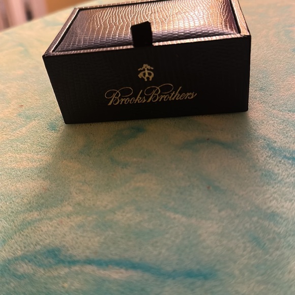 Brooks Brothers cuff links - Picture 3 of 3